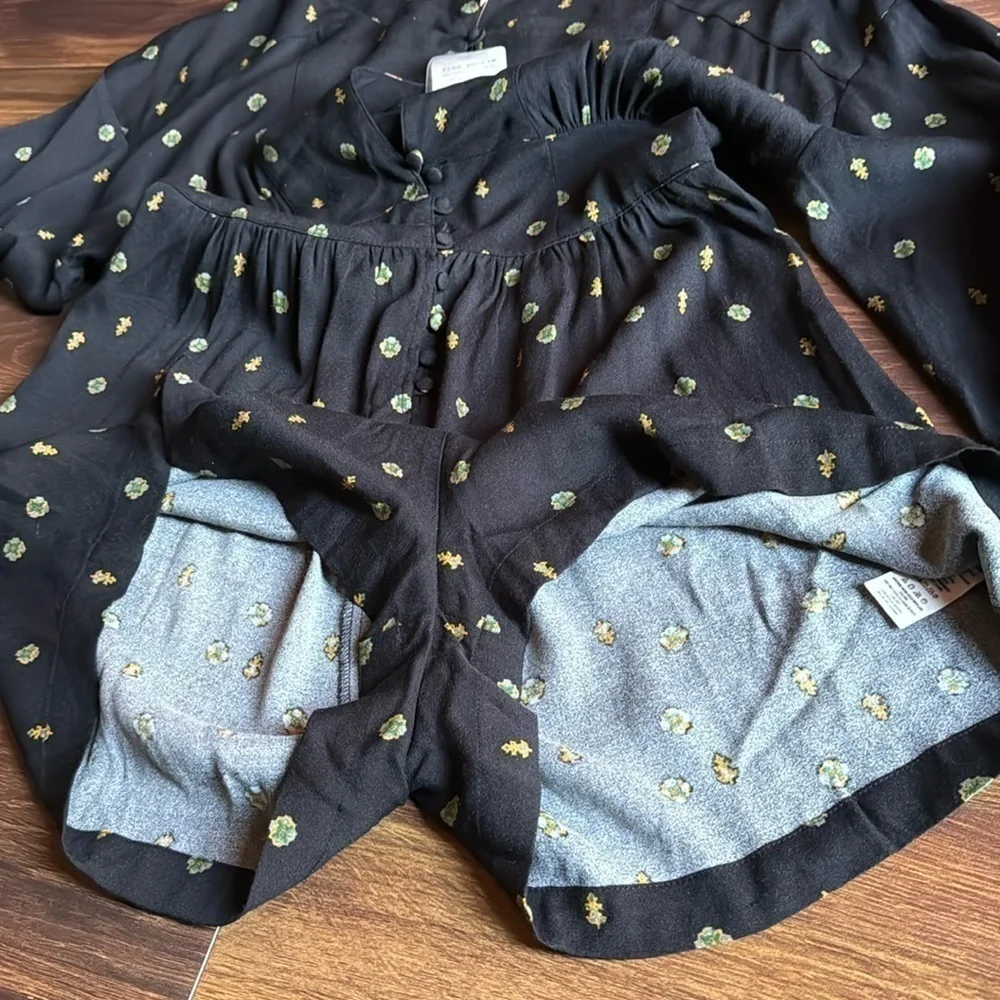 🌿END of SEASON SALE🌿FREE PEOPLE Black Comb Romper Size Medium